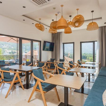 Hotel Aquilo Petrovac Dış mekan fotoğraf