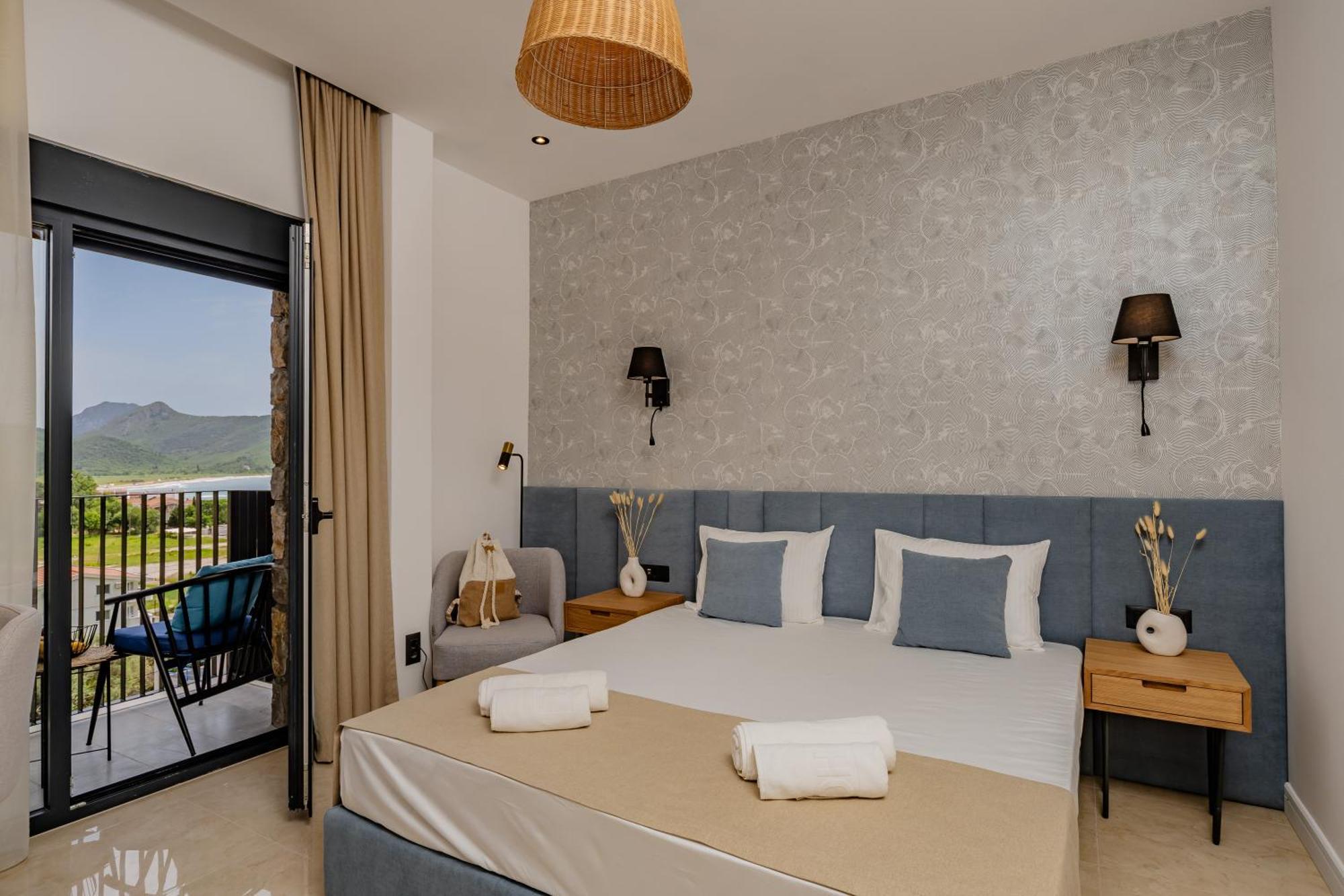 Hotel Aquilo Petrovac Dış mekan fotoğraf