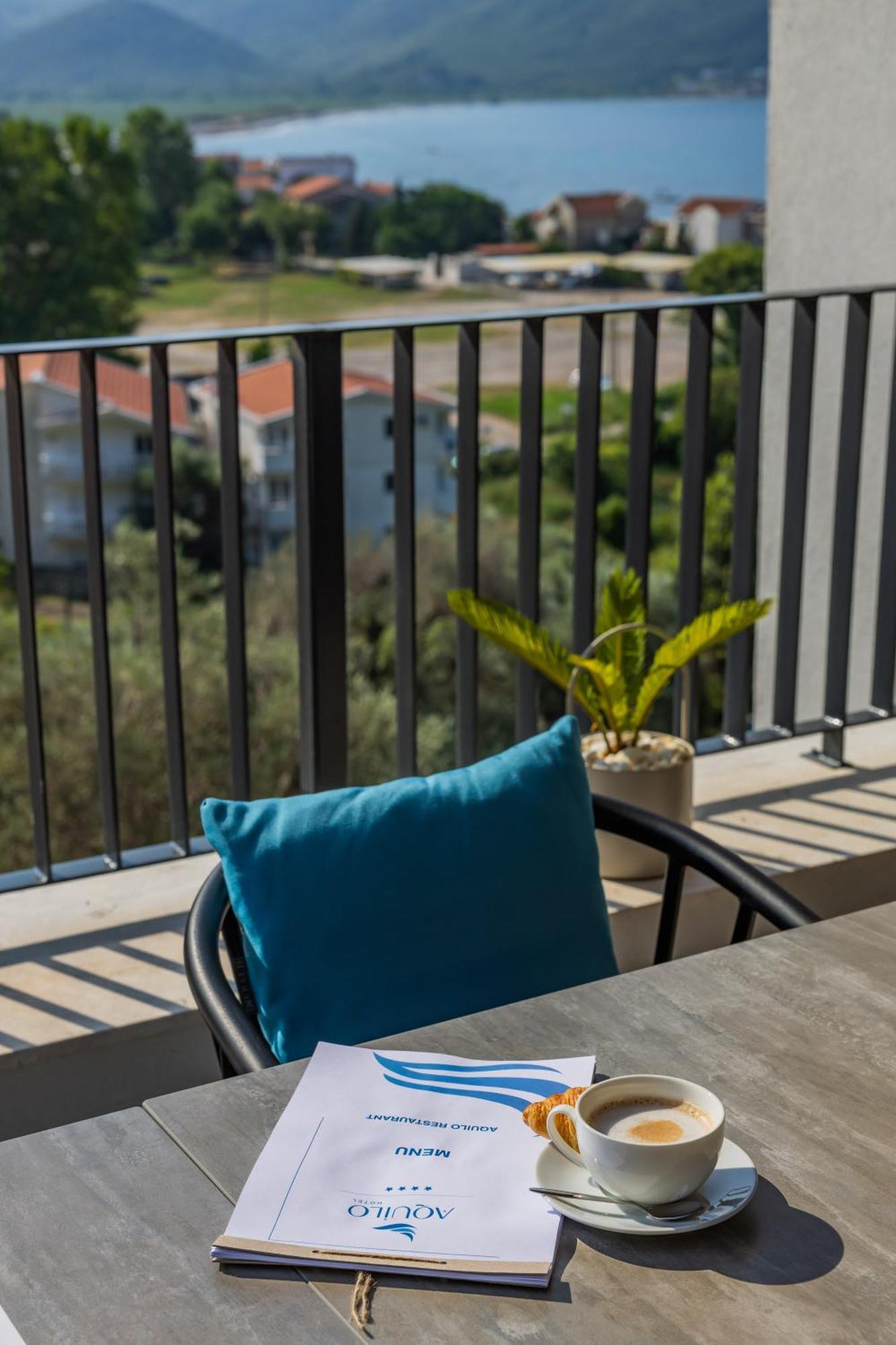 Hotel Aquilo Petrovac Dış mekan fotoğraf