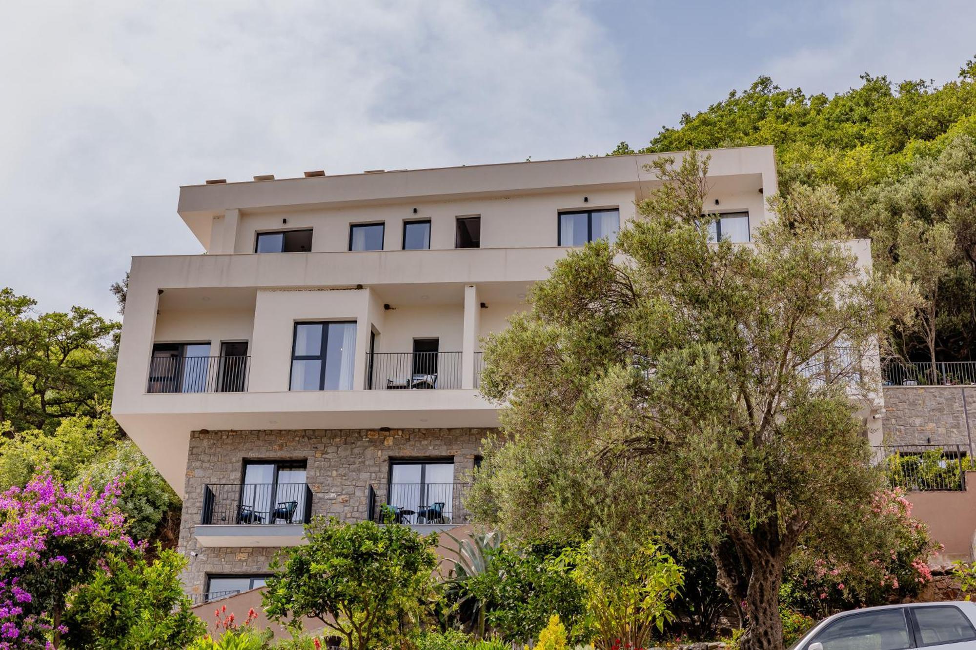 Hotel Aquilo Petrovac Dış mekan fotoğraf