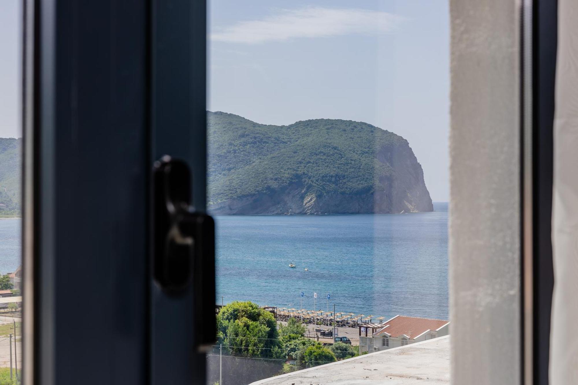 Hotel Aquilo Petrovac Oda fotoğraf