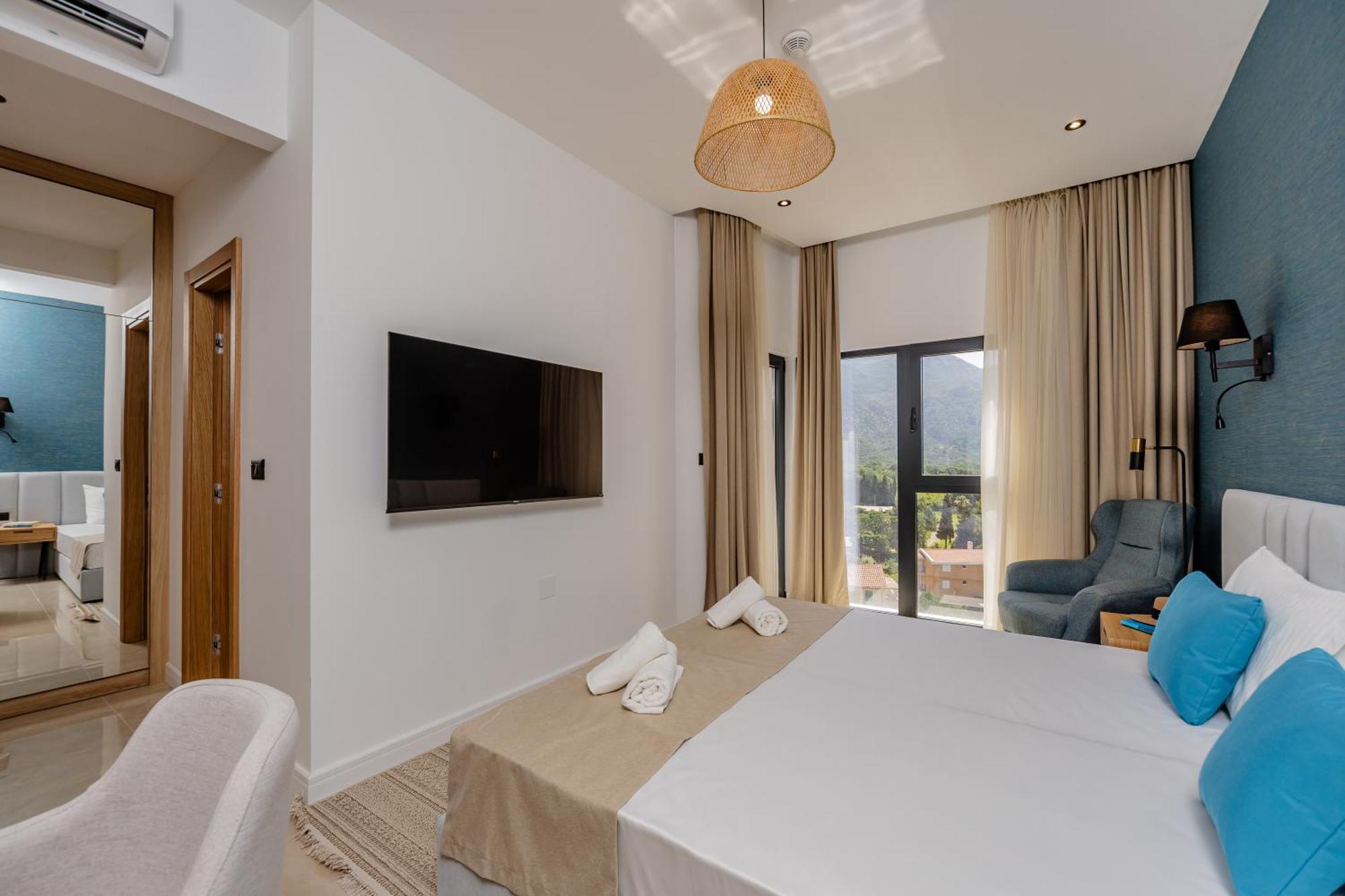 Hotel Aquilo Petrovac Dış mekan fotoğraf